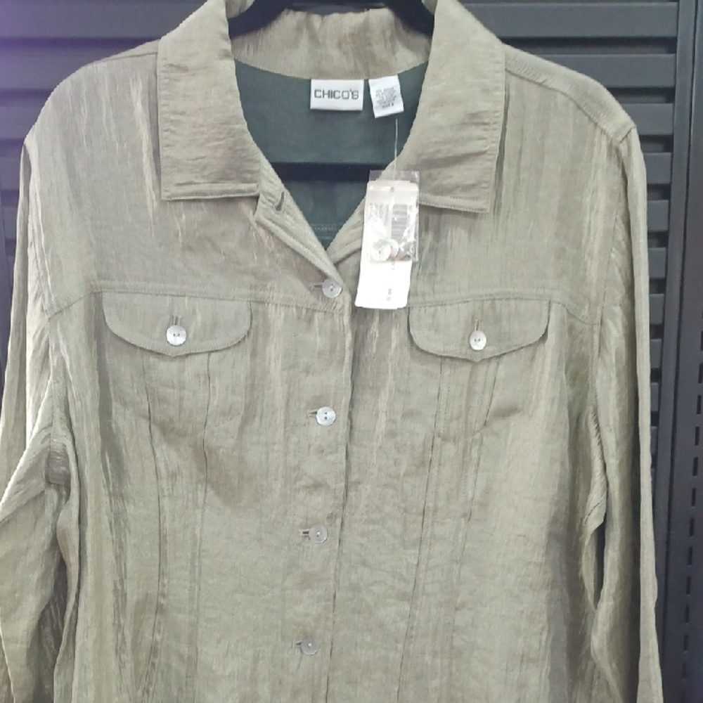 Chico's Olive Green Button-Up Shirt